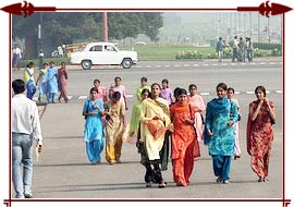 Clothes to Wear in Delhi