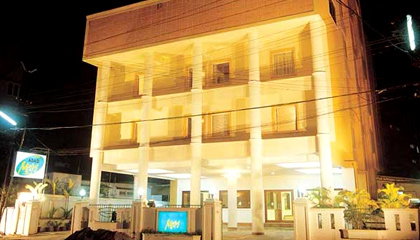 Hotel Abad Metro